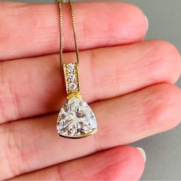 14k Gold Diamonique Cubic Zirconia Trillion Cut Pendant Necklace - Picture 6 of 8